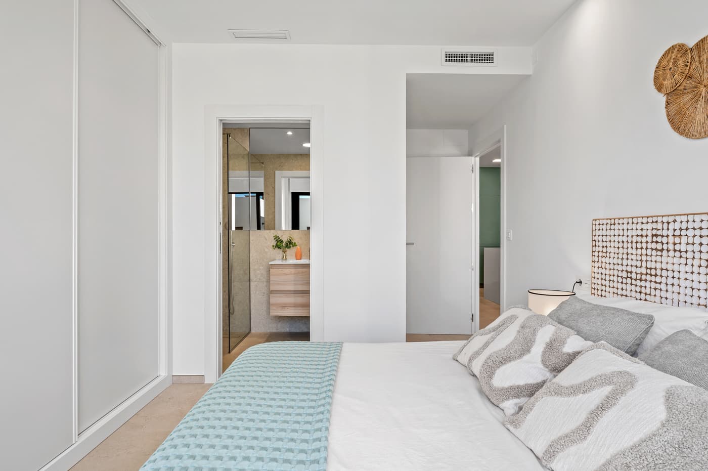 Serena Breeze Apartments Gallery Image 13